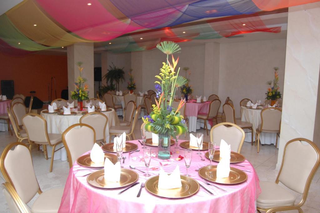 Hotel Intersuites Barranquilla  Ngoại thất bức ảnh